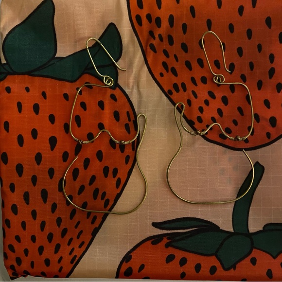 Wire line cutout body boobs “Picasso” earrings jewelry accessories - Picture 2 of 5